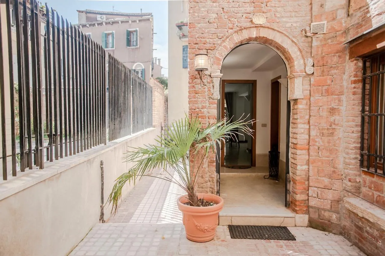 Gondola Rosa, Incantevole Vista Sul Canale Apartment Venice Italy